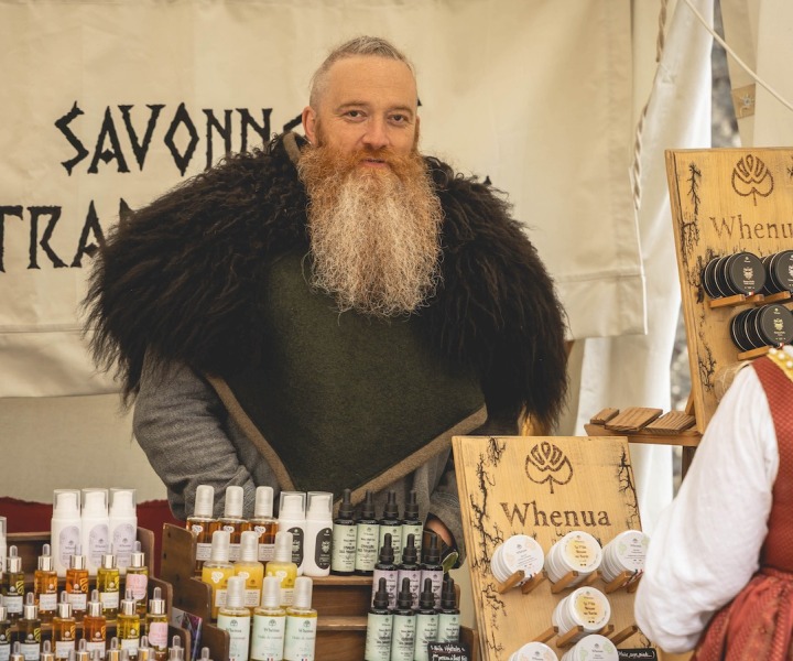 Routine barbe naturelle : comment entretenir sa barbe au quotidien